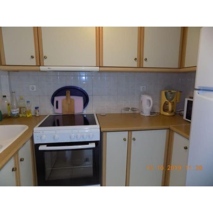 Sykia Seafront Maisonette Near And Mountain *