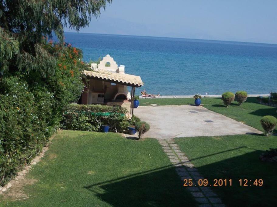 Sykia Seafront Maisonette Near And Mountain Holiday home Sykia (Corinthia)
