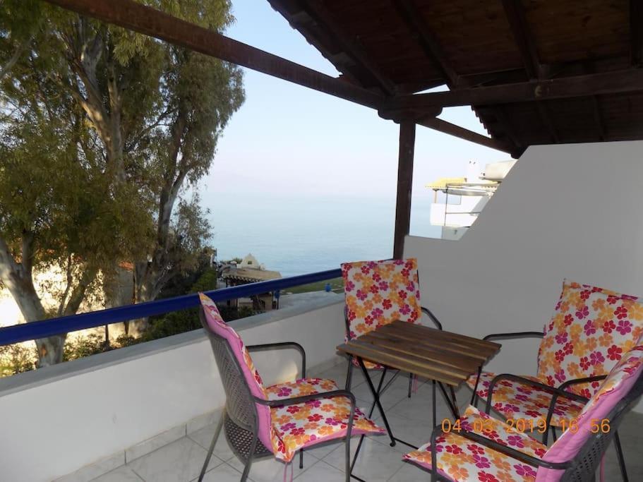 Sykia Seafront Maisonette Near And Mountain *